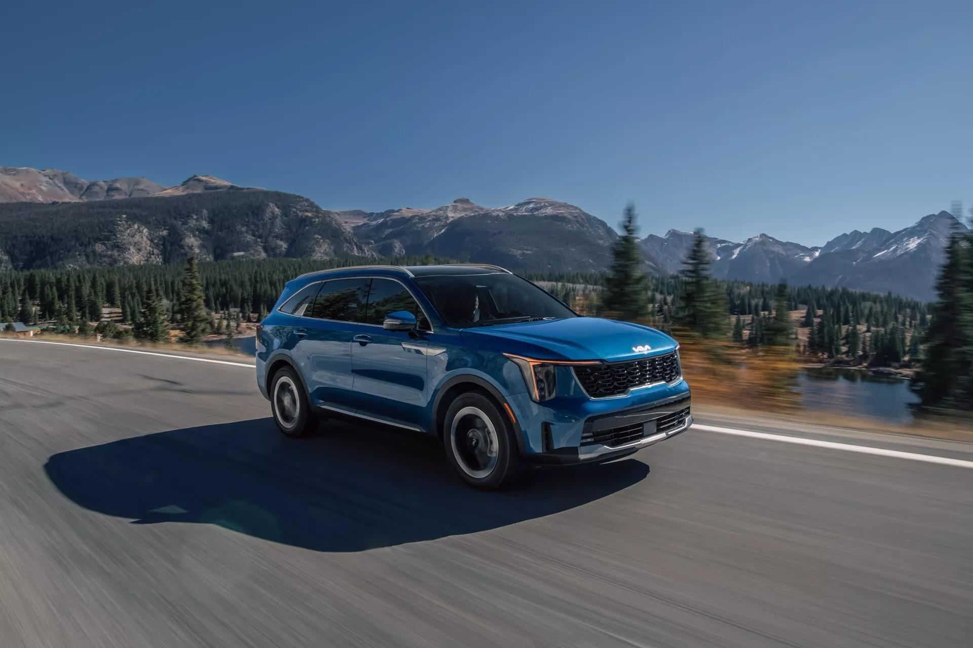 2024 Kia Sorento MQ4 ansiktslyft modell som visar upp sin förfinade design och avancerade funktioner