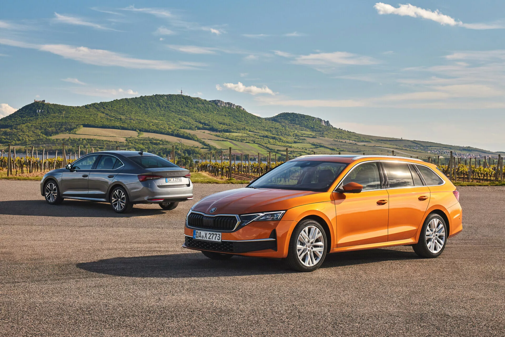 2024 års Skoda Octavia Limousine modell med slank design och moderna tekniska funktioner