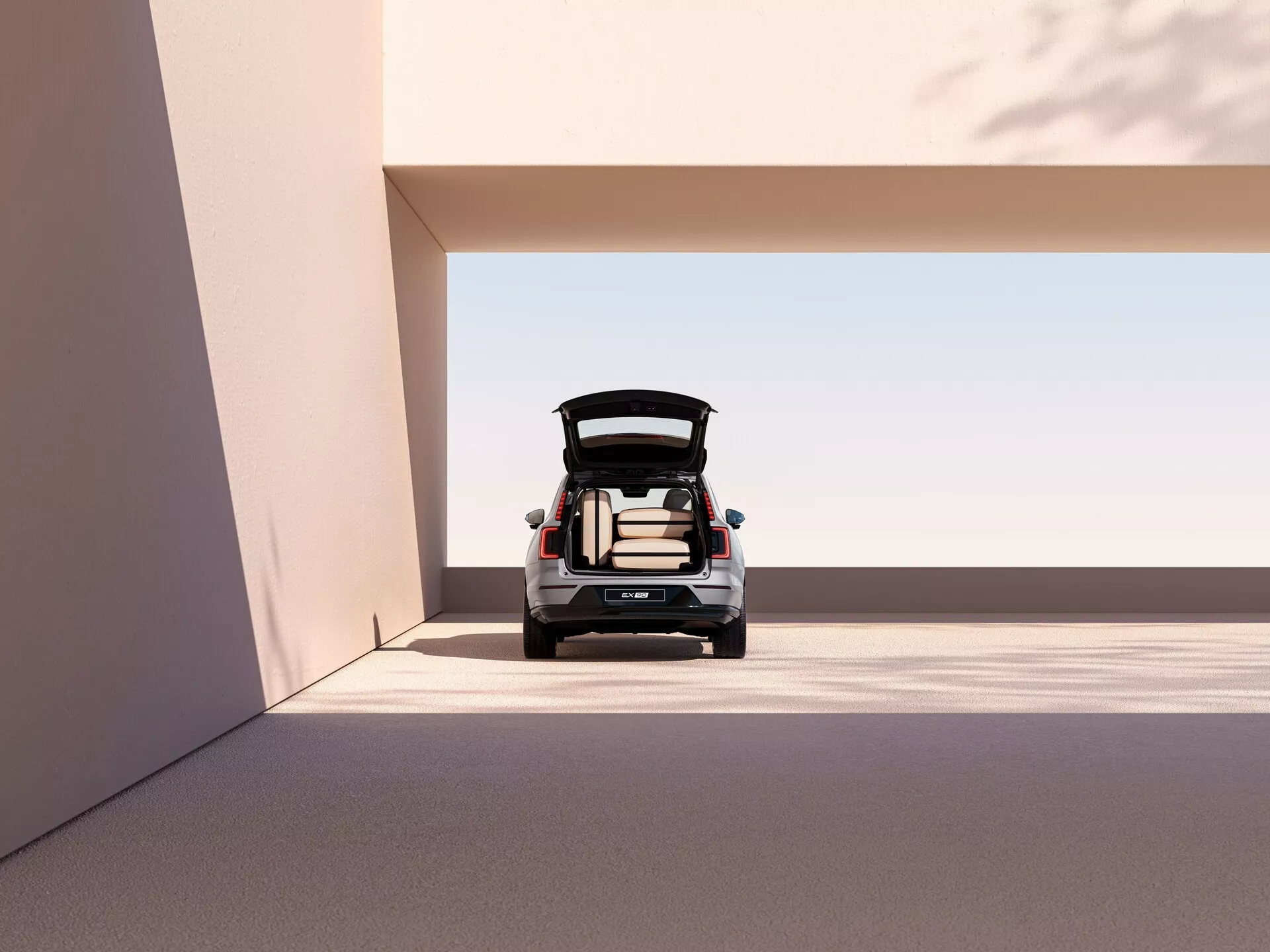 2023 Volvo EX90 1:a generation som visar upp innovativ design, avancerade teknikfunktioner och hållbarhetsfokuserad elektrisk drivlina